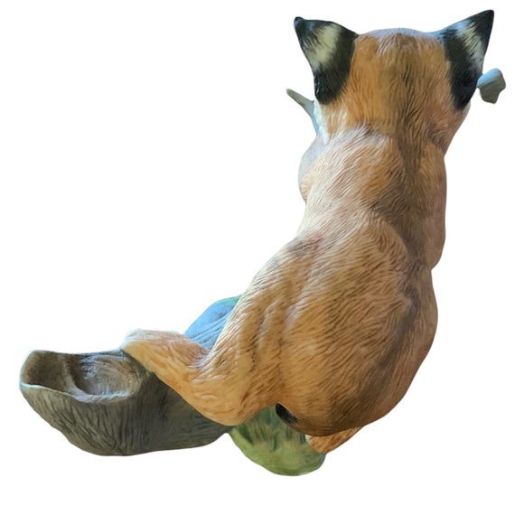 CAPTIVATED 1985 Franklin Mint Fine Porcelain Bobcat W/Butterfly Figurine Vintage - Picture 4 of 9